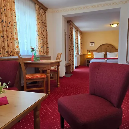 Garni Trenkenbach 4*