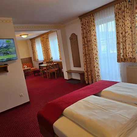 Garni Trenkenbach Hotell